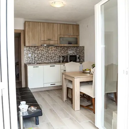 Marina Pavic Apartment Hvar Town